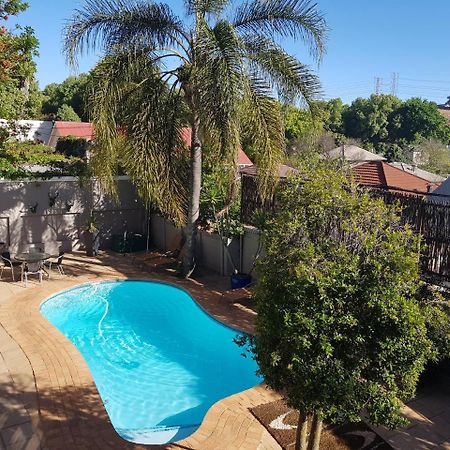 Mi Casa Su Casa Hotel Randburg Luaran gambar