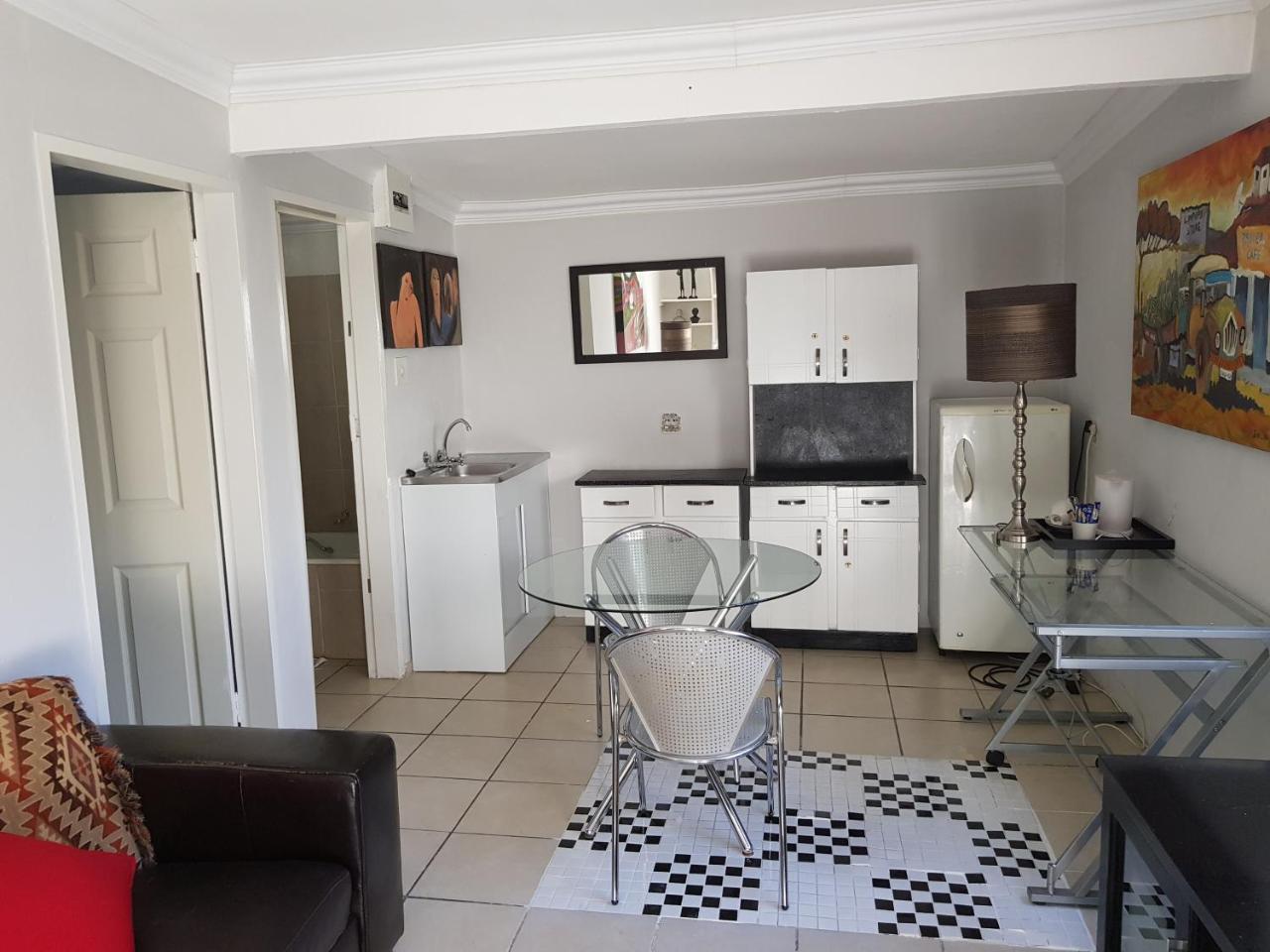 Mi Casa Su Casa Hotel Randburg Luaran gambar